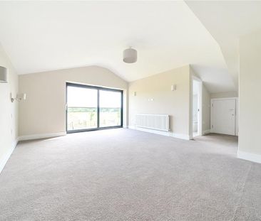 4 bedroom end of terrace house to rent - Photo 3