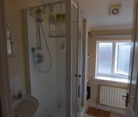 1 bed Apartment - To Let - Photo 5