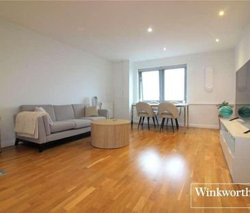 Brook Road, Borehamwood, Hertfordshire, WD6 - Photo 2