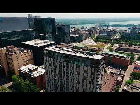 170 René-Lévesque East, Montréal, QC - Photo 2