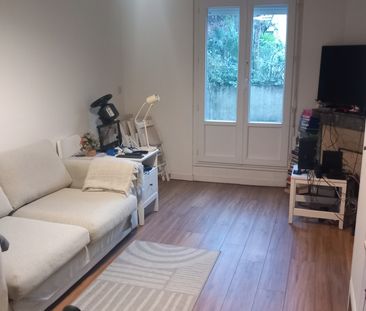 Location Appartement 1 pièce 23m² BORDEAUX 33000 - Photo 2