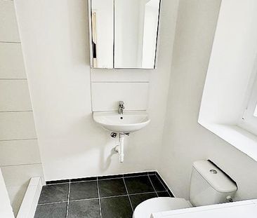 3 1/2-Zimmer-DaErdgeschosscwohnung mit Balkon an sehr zentraler Lag... - Photo 5