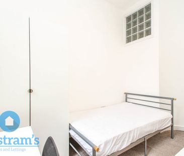 2 bed Apartment for Rent - Photo 6