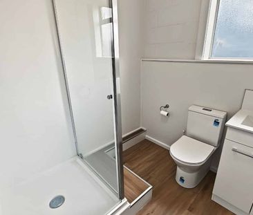Tidy Ground Floor Unit in a Convenient Location - Photo 1
