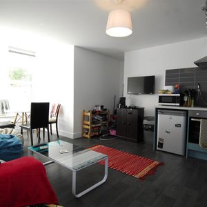 Quaker Lane, Flat 2, Plymouth - Photo 2