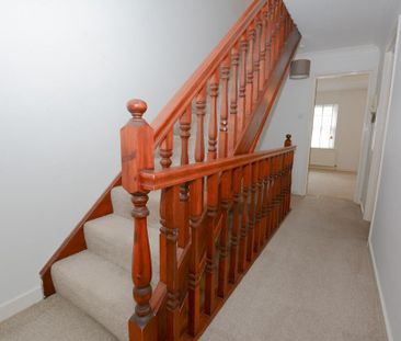 3 bedroom terraced house to rent - Photo 6