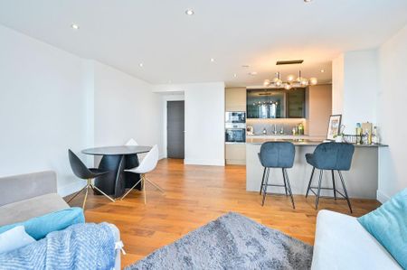 2 bedroom flat to rent - Photo 2