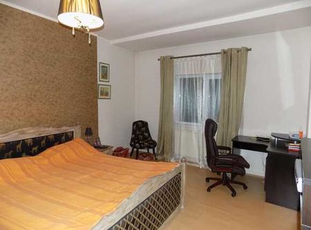 Apartament 3 camere, 99 mp, prima inchiriere, zona strazii Traian - Photo 3