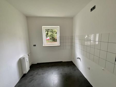 Erdgeschoss-Wohnung mit Balkon frei! *Nähe Stadthalle/Theater* - Photo 5