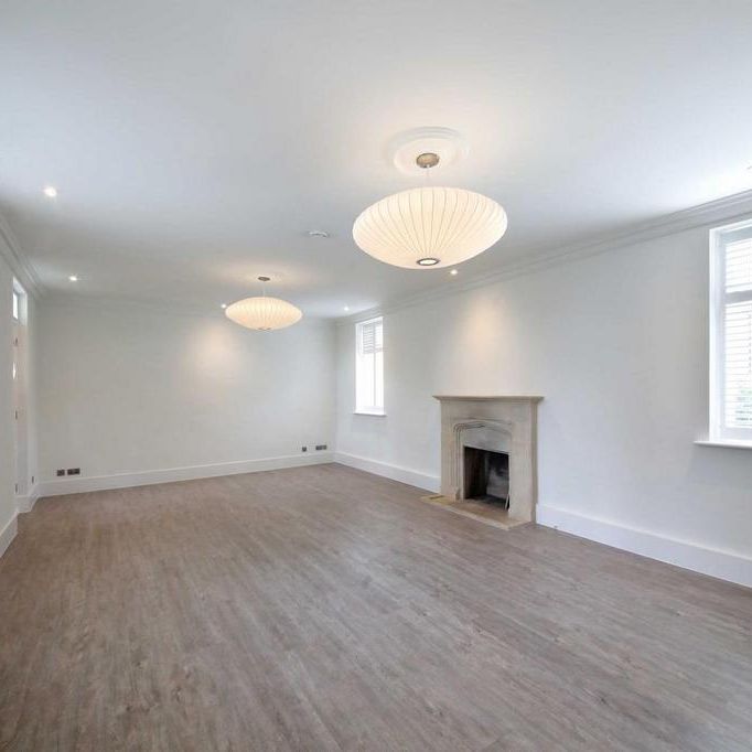 4 bedroom semi-detached house to rent - Photo 1