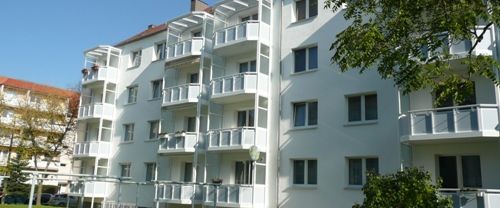 Spaziergänge im Robert-Koch-Park genießen - Photo 1