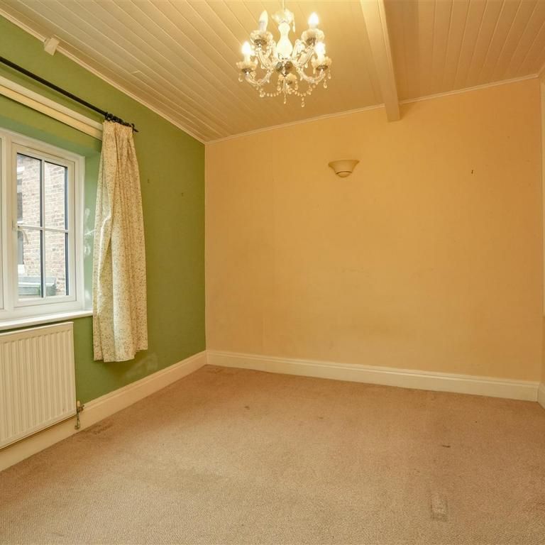 2 bedroom house to rent - Photo 1
