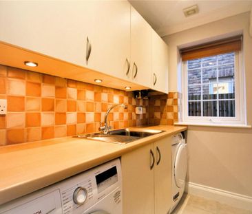 4 bedroom detached house to rent - Photo 1