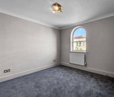 2 bedroom apartment to rent - Photo 6