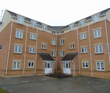 2 bed Apartment - To Let - Photo 2