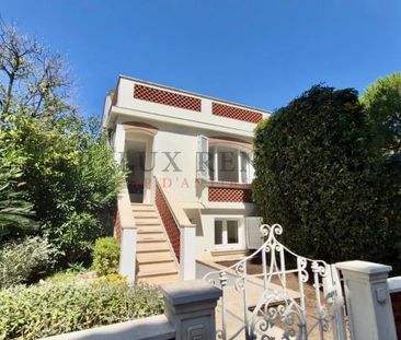 Cap d'Antibes – Maison avec terrasses et vue mer, face aux plages - Photo 5