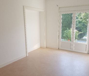 A LOUER Appartement 2 PIECES 50000 Saint-Lô 1 chambre 51.40m² - Photo 1