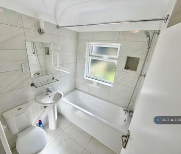 5 bedroom semi-detached house to rent - Photo 6