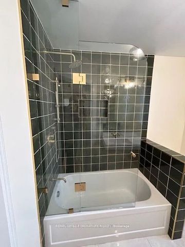 For Lease - 163 Hampton Avenue Unit# Upper, Toronto, Ontario - Photo 3