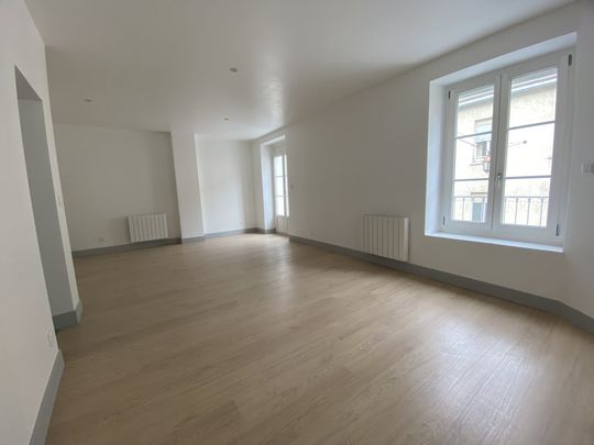 Location Maison 3 pièces 81m² COULOMMIERS 77120 - Photo 1