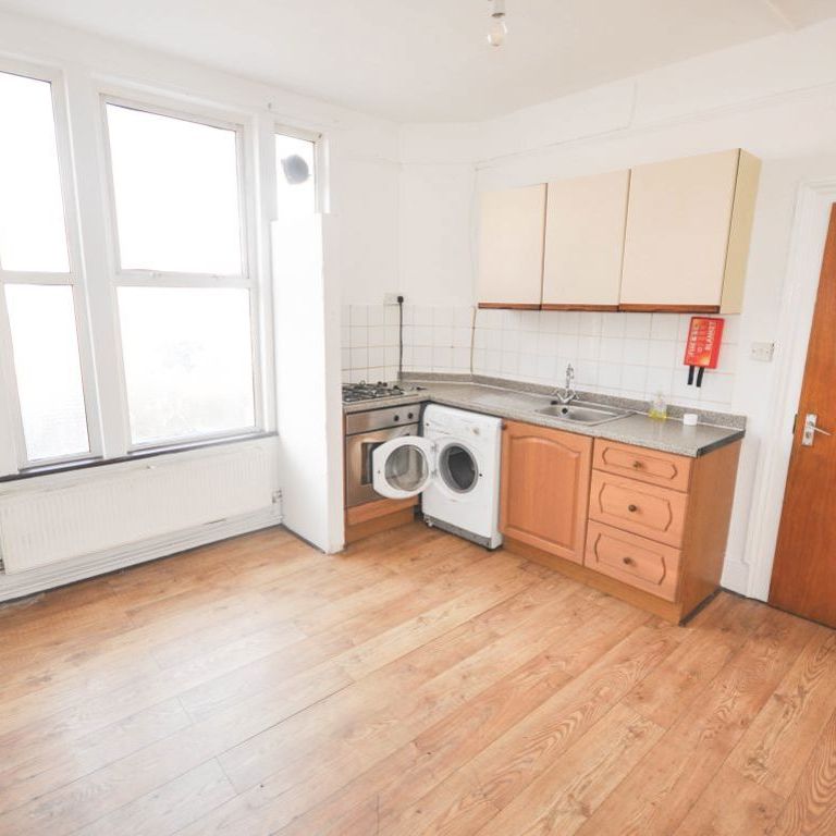 Ashburnham Road, Bedford - Photo 1