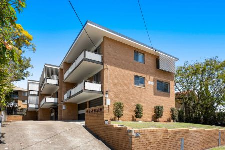 Unit 2/247 Old Cleveland Road, Coorparoo. - Photo 4