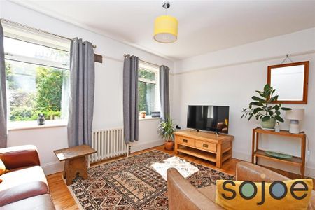 2 bedroom detached bungalow to rent - Photo 3