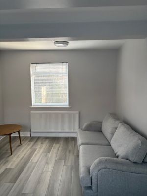 27, Garrow Hill Avenue - Photo 3