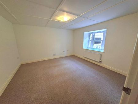 4 bedroom barn conversion to rent - Photo 5