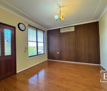 13 Butler Place, Lalor Park NSW 2147 - House For Rent | Domain - Photo 3