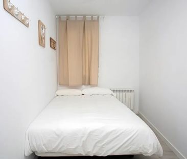 Calle del Arenal, Madrid, Community of Madrid 28013 - Photo 1