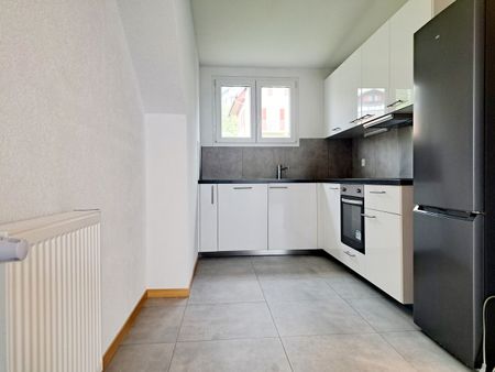 CHASSERON 24, 2.5-room apartment, new and with exposed beams - Photo 3