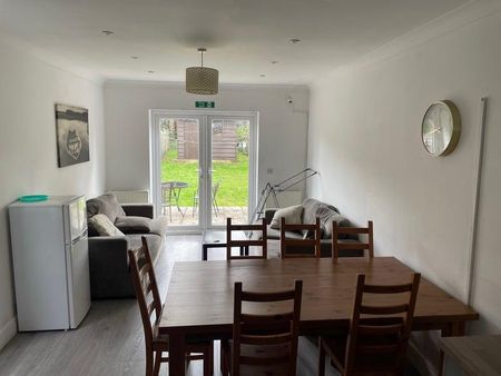 6 bedroom house share to rent - Photo 2