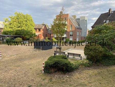 Alt-Garstedt - ruhige Wohnlage - helles Hochparterre mit großen Wohnbereich - Foto 4