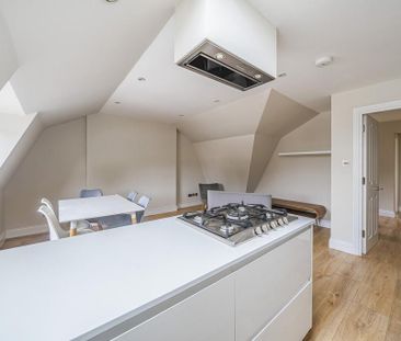 3 bedroom flat to rent - Photo 6