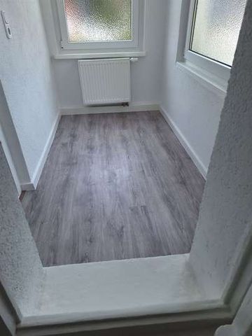 ***Neu renovierte 3 - Raum Wohnung mit Wintergarten in schöner, ruhiger Lage*** - Foto 4