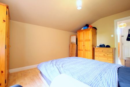 1 Bedroom , 41D Latimer Road - Photo 5