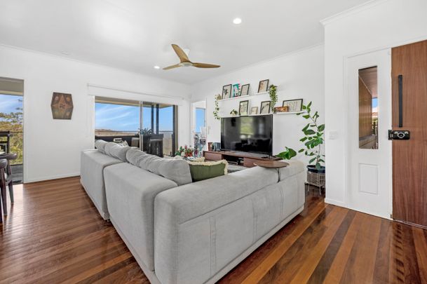 The pool and deck has the best views in Brisbane - Photo 1