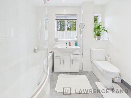 2 bedroom terraced house to rent - Photo 2