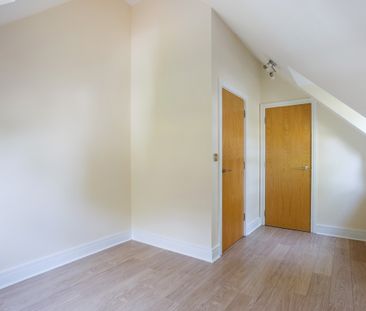 3 bedroom detached house to rent - Photo 4