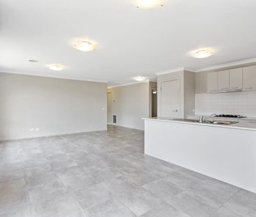 Modern 4 Bedroom Family Home! - Photo 2