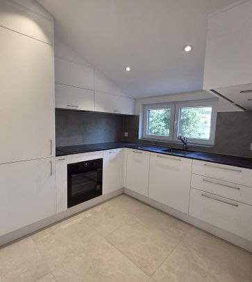 Sanierte Dachwohnung im beliebten Neubadquartier - Foto 1