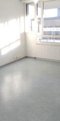 Location Appartement 1 pièce 27m² LILLE 59000 - Photo 1