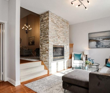 For Lease - 40 CHESTER Street, Oakville, Ontario - Photo 2