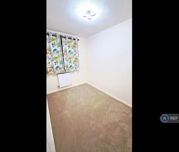 3 bedroom end of terrace house to rent - Photo 5