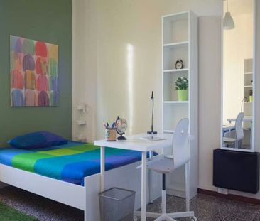 Via Pompeo Vizzani, Bologna, Emilia-Romagna 40138 - Photo 2