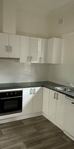 Charming Country Living in Dubbo - 3 Bedroom Home for Rent - Photo 3