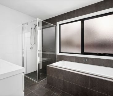 4/2 Shumack Street, Weetangera ACT 2614 - Townhouse For Rent | Domain - Photo 4