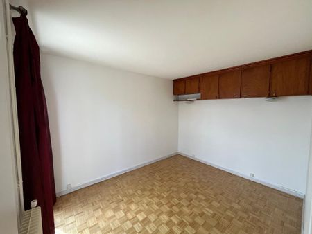 Location Appartement 4 pièces 85m² LA ROCHELLE 17000 - Photo 3
