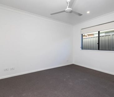 Lovely low maintenance duplex - Photo 3